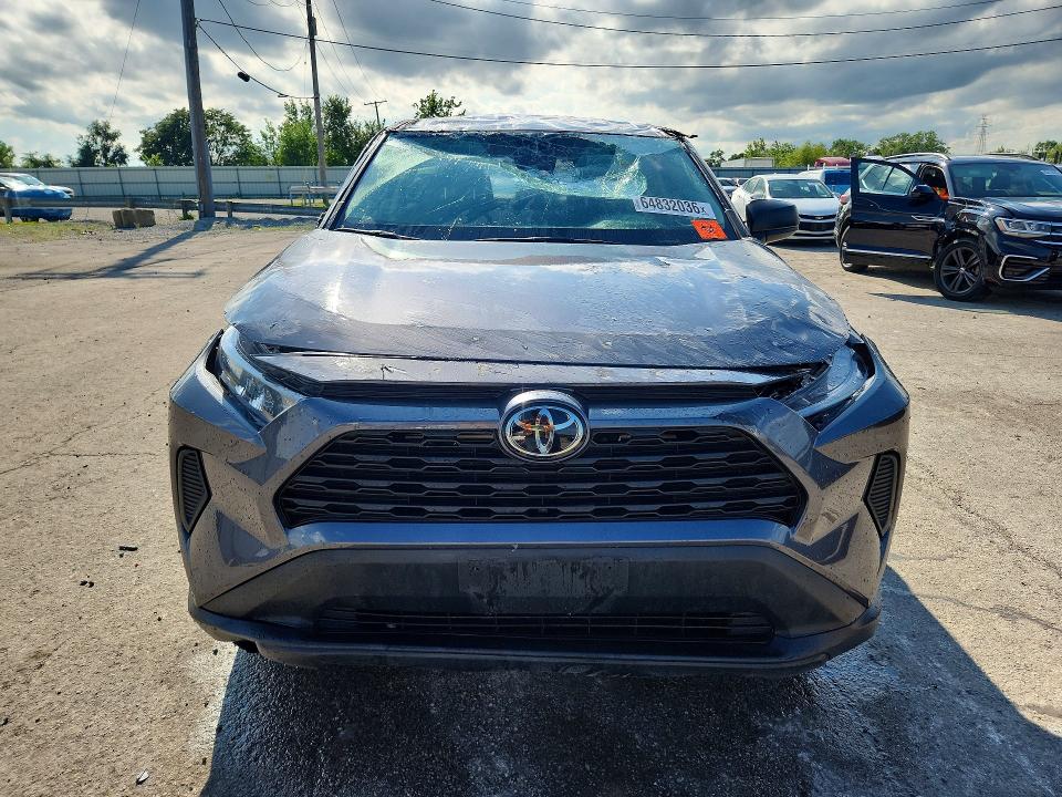 Photo 5 from auction – 2022 TOYOTA RAV4 with VIN 2T3F1RFVXNC271084