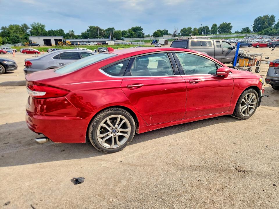 Фото 3 с аукциона – 2020 FORD FUSION с VIN 3FA6P0CD2LR205298