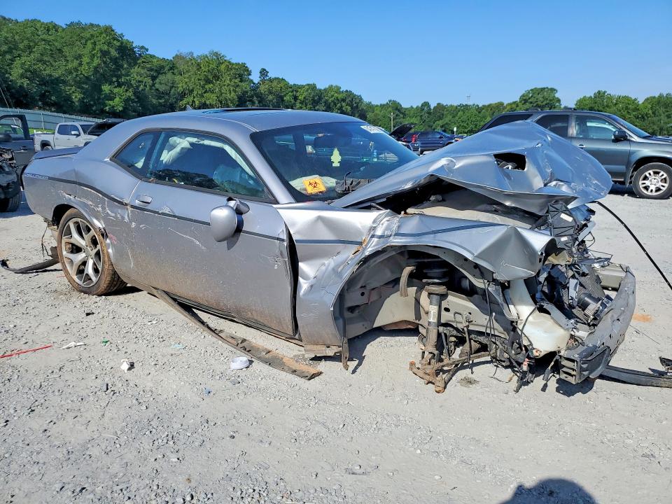 Снимка 4 от търг – 2016 DODGE CHALLENGER с VIN 2C3CDZAG4GH338643