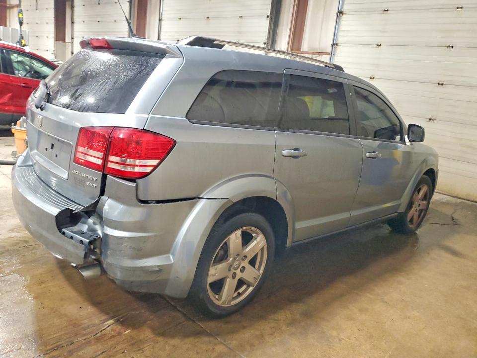 Photo 3 from auction – 2010 DODGE JOURNEY with VIN 3D4PG5FVXAT234471