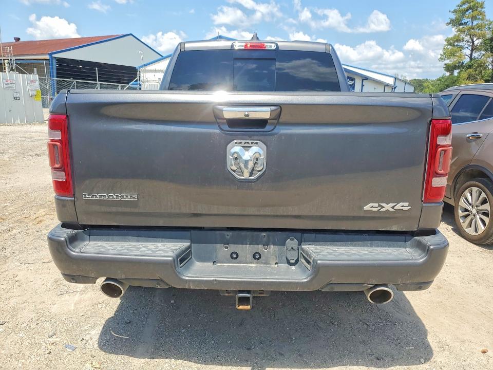 Zdjęcie 6 z aukcji – 2021 RAM 1500 z VIN 1C6RREJT1MN794445