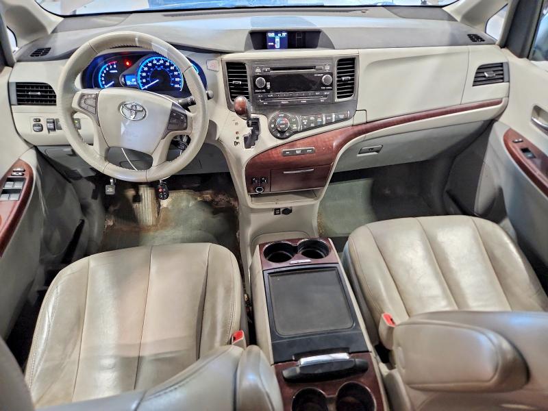 Photo 8 from auction – 2013 TOYOTA SIENNA with VIN 5TDDK3DC2DS049995