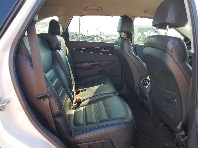 Photo 11 from auction – 2018 KIA SORENTO with VIN 5XYPH4A52JG398283