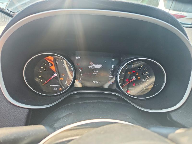 Фото 9 с аукциона – 2019 JEEP COMPASS с VIN 3C4NJDBB7KT818176