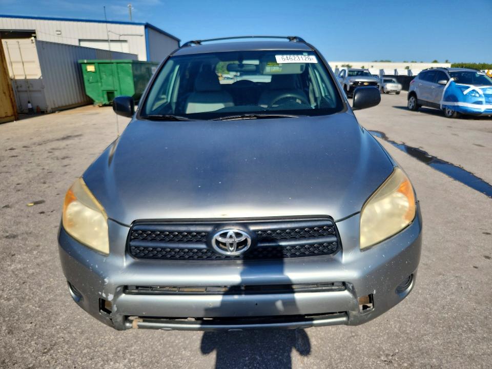 Photo 5 from auction – 2006 TOYOTA RAV4 with VIN JTMBD33V365027372