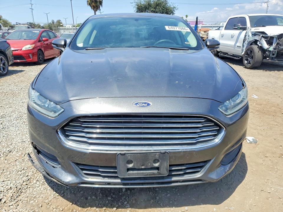 Photo 5 from auction – 2016 FORD FUSION with VIN 3FA6P0H76GR187137