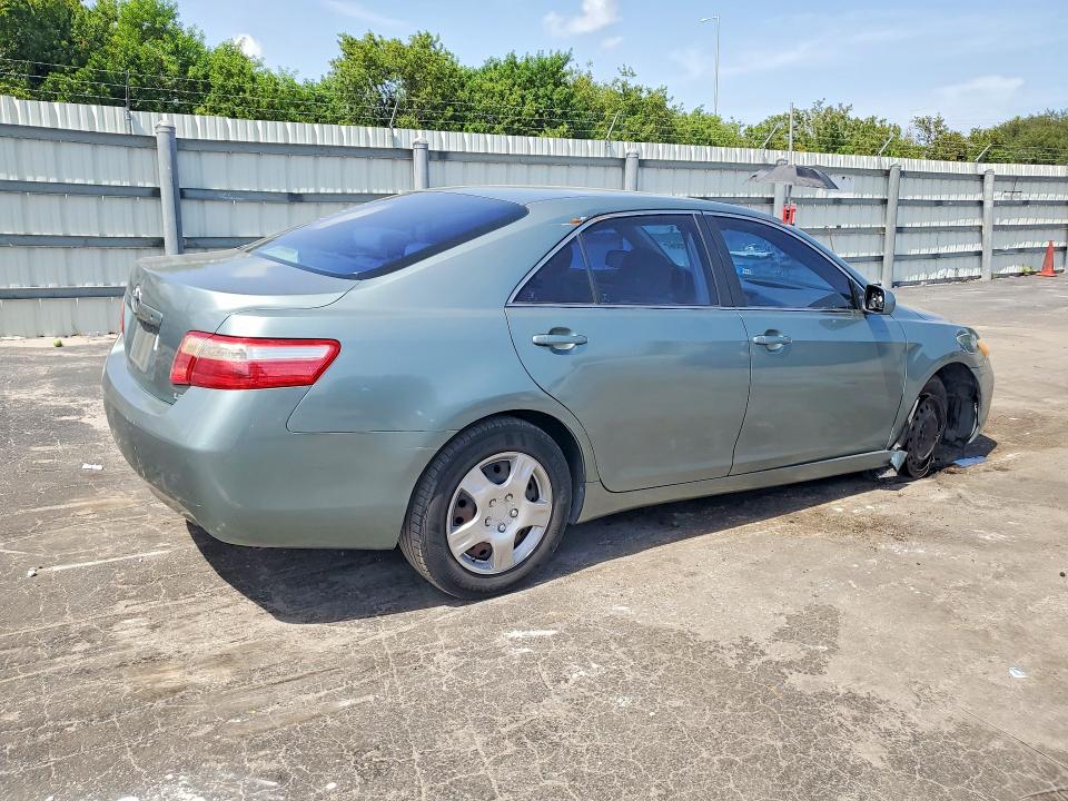 Photo 3 from auction – 2007 TOYOTA CAMRY with VIN 4T1BE46K97U659901