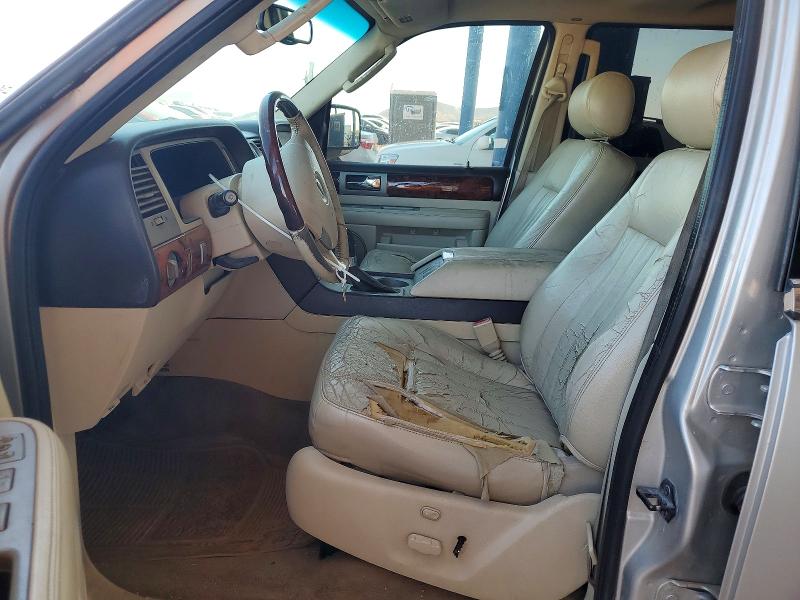 Photo 7 from auction – 2003 LINCOLN NAVIGATOR with VIN 5LMFU27R53LJ37557