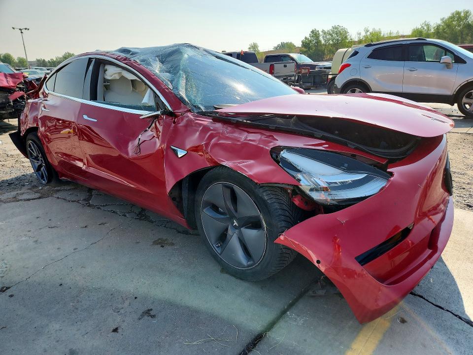 Foto 4 de la subasta – 2020 TESLA MODEL 3 con VIN 5YJ3E1EB0LF742158