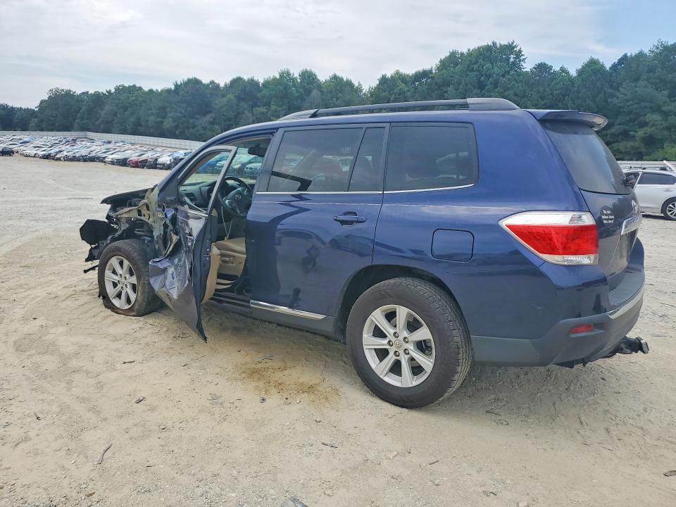 Фото 2 с аукциона – 2012 TOYOTA HIGHLANDER с VIN 5TDZK3EHXCS081852
