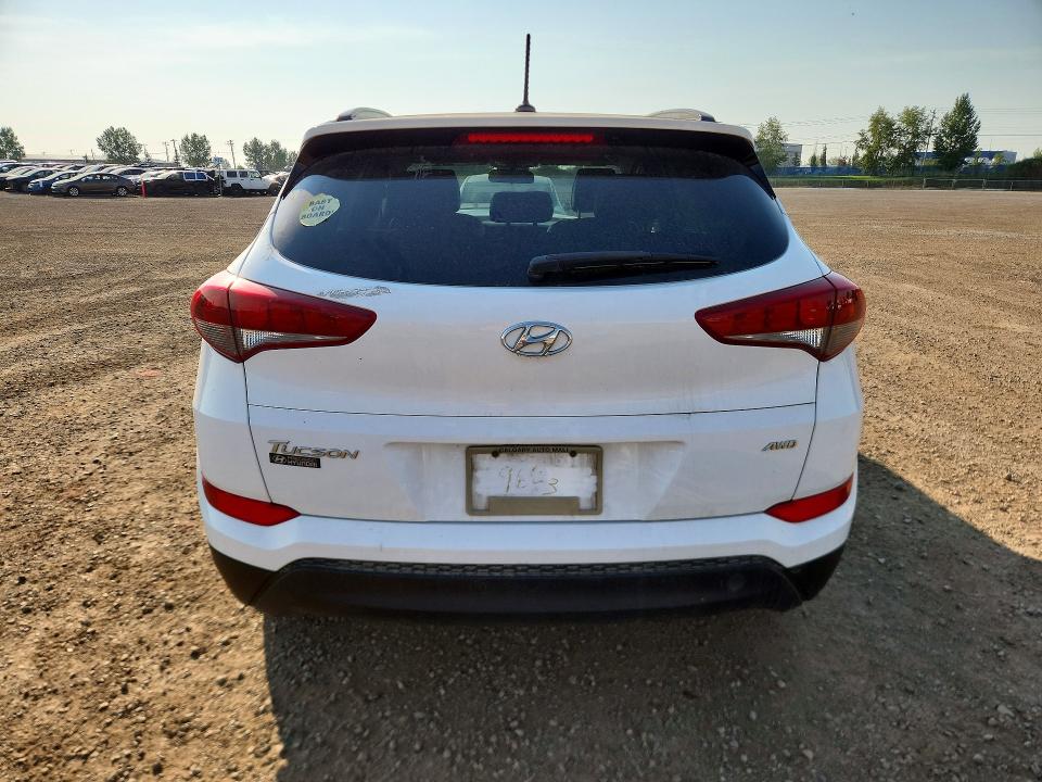 Photo 6 from auction – 2017 HYUNDAI TUCSON with VIN KM8J3CA40HU402759