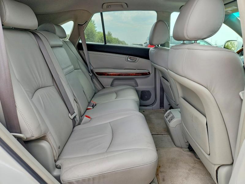 Photo 11 from auction – 2007 LEXUS RX with VIN 2T2HK31U17C035481