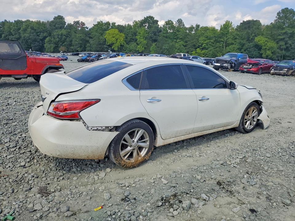 Photo 3 from auction – 2014 NISSAN ALTIMA with VIN 1N4AL3AP3EC179882