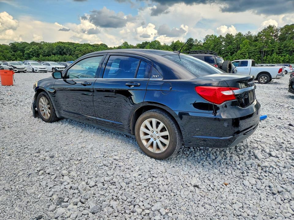 Photo 2 from auction – 2013 CHRYSLER 200 with VIN 1C3CCBBB1DN598658