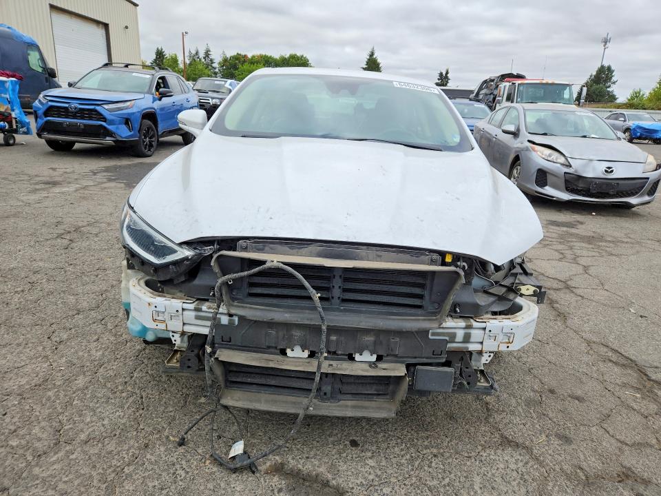 Photo 5 from auction – 2020 FORD FUSION with VIN 3FA6P0CD9LR205427