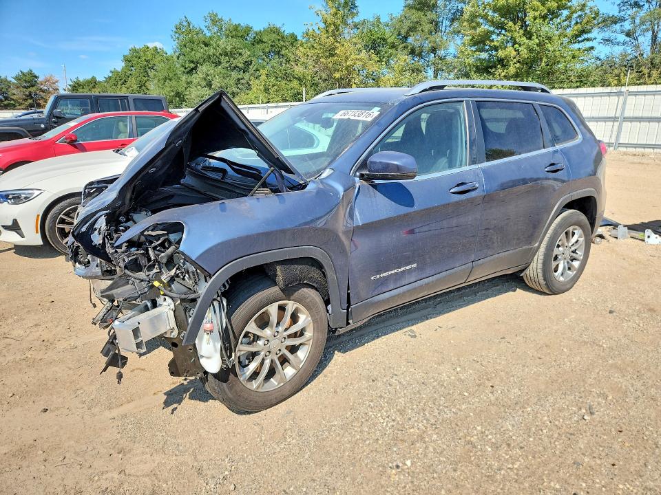 JEEP CHEROKEE 2020 with VIN 1C4PJMLX8LD640661 - Photo from auction