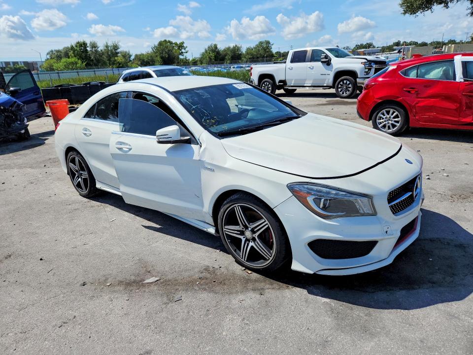 Photo 4 from auction – 2016 MERCEDES-BENZ CLA with VIN WDDSJ4EB6GN300362