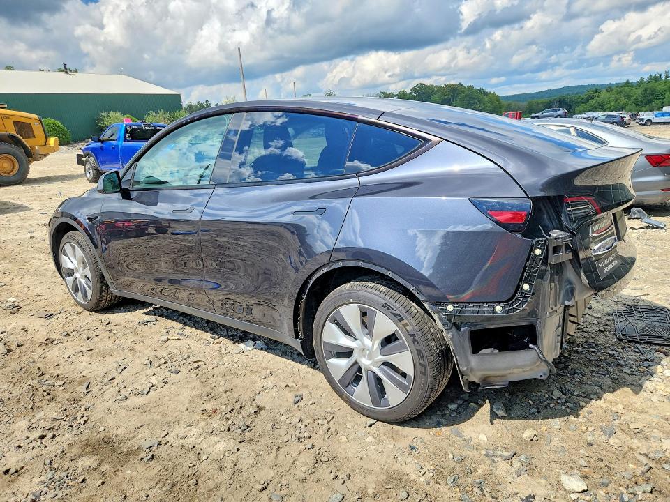 Photo 2 from auction – 2024 TESLA MODEL Y with VIN 7SAYGDEE5RF991935