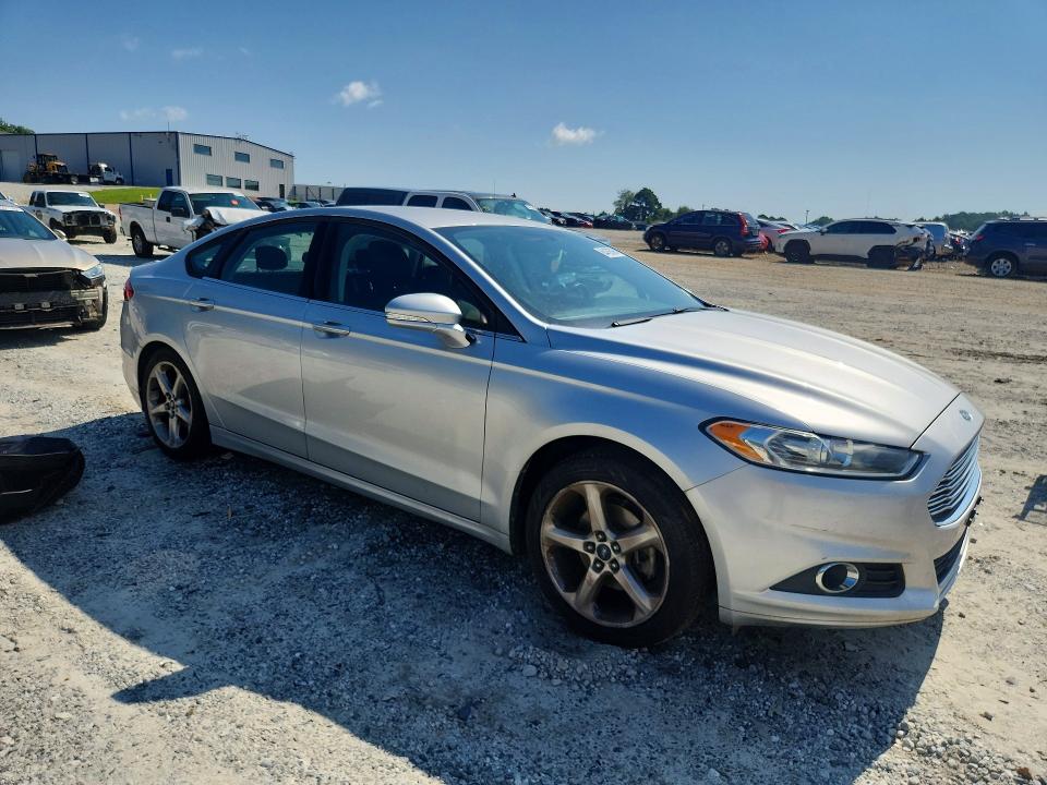 Photo 4 from auction – 2013 FORD FUSION with VIN 3FA6P0HR0DR153112