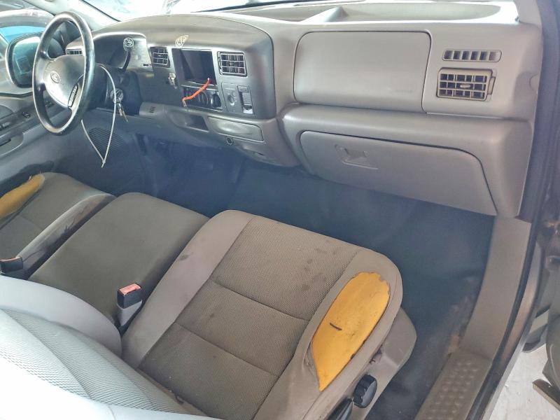 Photo 8 from auction – 2003 FORD F250 with VIN 1FTNF20L03EC28985