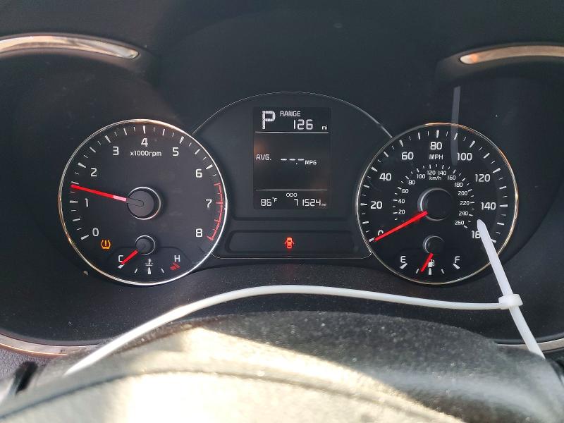 Photo 9 from auction – 2017 KIA FORTE with VIN 3KPFK4A75HE069177