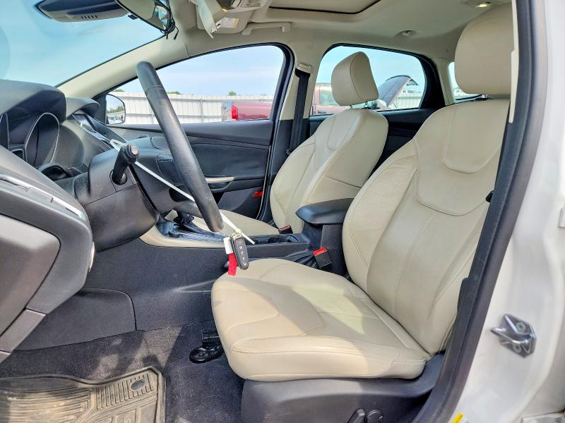 Photo 7 from auction – 2015 FORD FOCUS with VIN 1FADP3N23FL228547