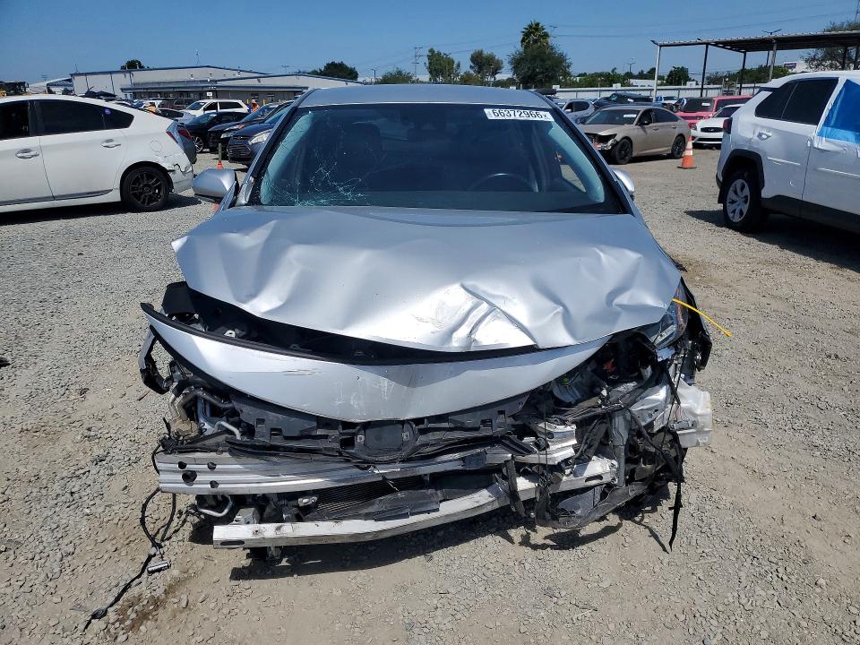 Photo 5 from auction – 2017 TOYOTA PRIUS PRIME with VIN JTDKARFP3H3067426