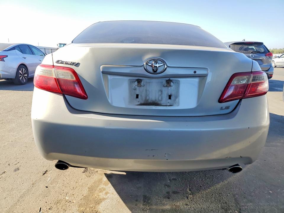 Photo 6 from auction – 2007 TOYOTA CAMRY with VIN 4T1BK46K67U023834
