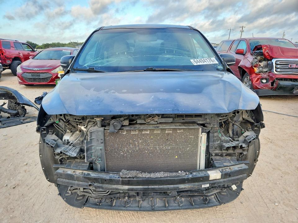 Photo 5 from auction – 2018 KIA SEDONA with VIN KNDMB5C10J6425388