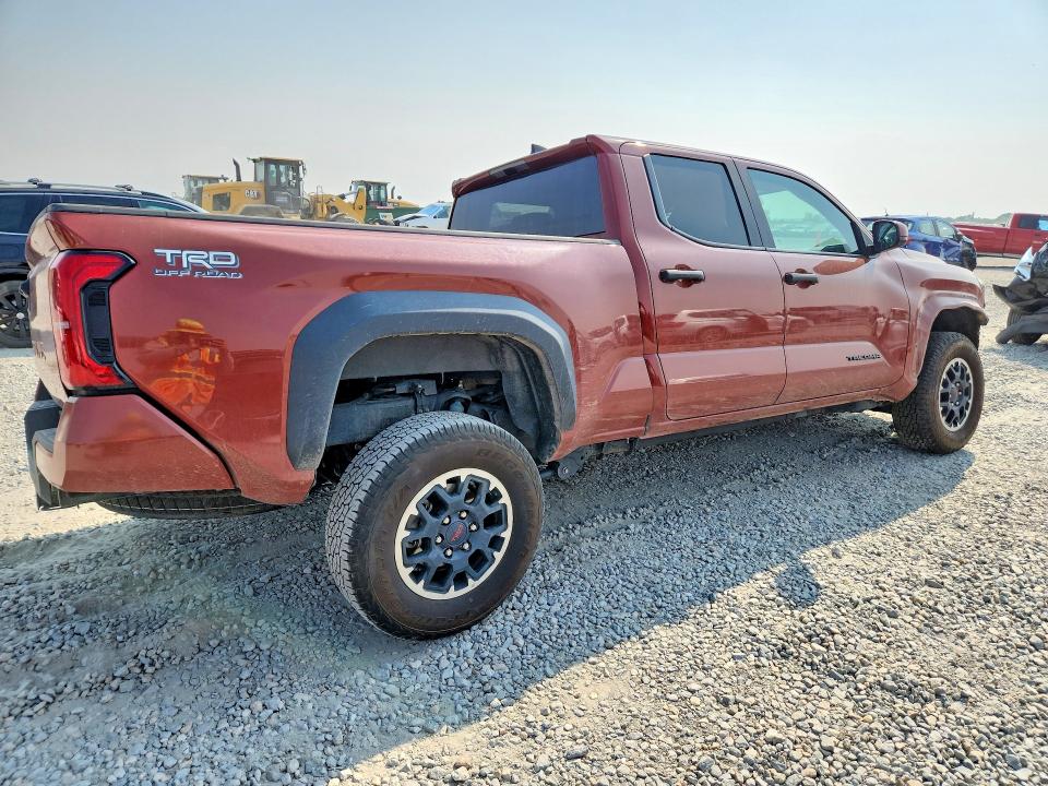 Photo 3 from auction – 2025 TOYOTA TACOMA with VIN 3TMLB5JN4SM137523
