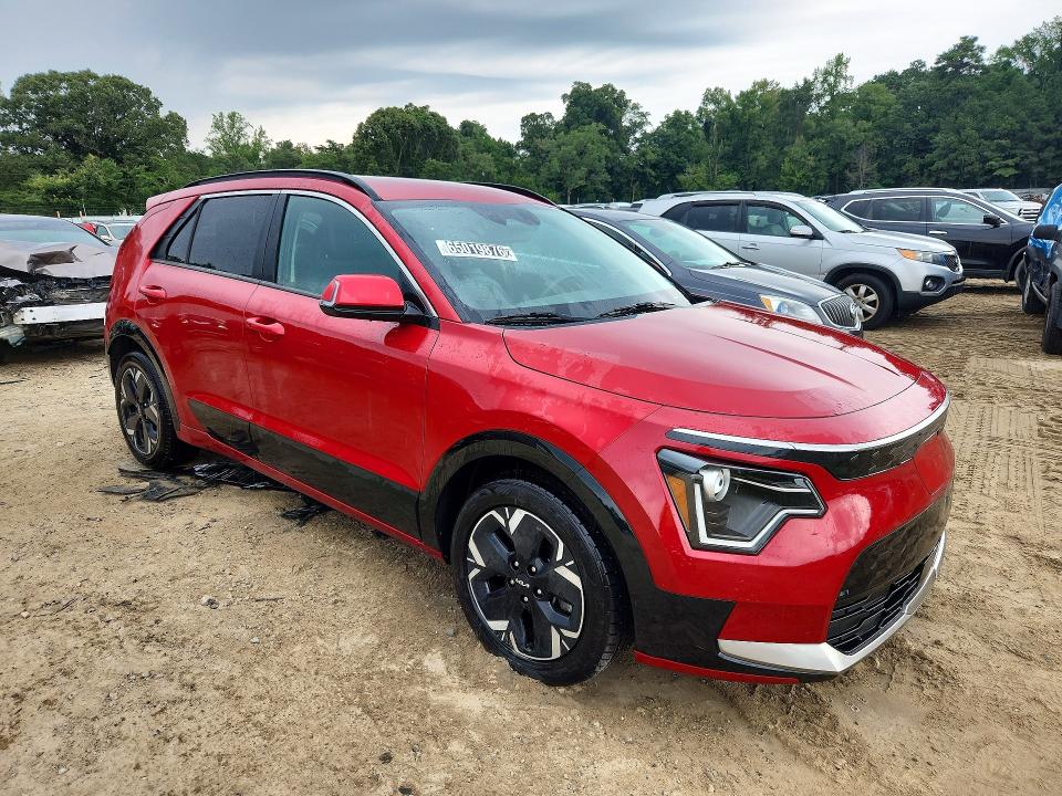 Photo 4 from auction – 2023 KIA NIRO with VIN KNDCR3L14P5073846