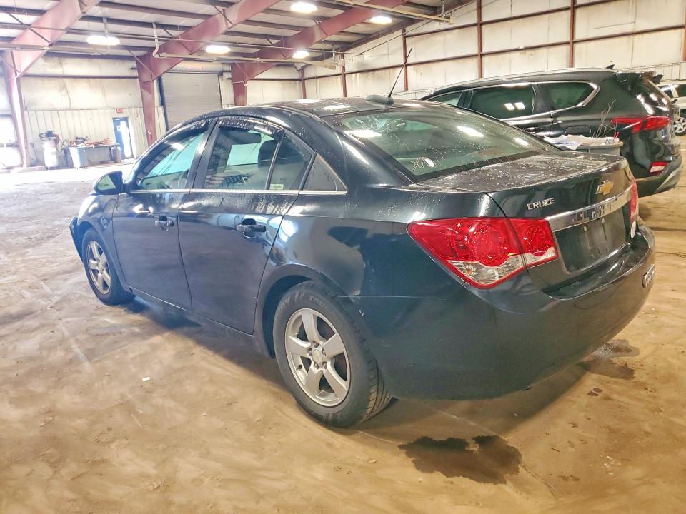 Photo 2 from auction – 2015 CHEVROLET CRUZE with VIN 1G1PC5SB3F7288512