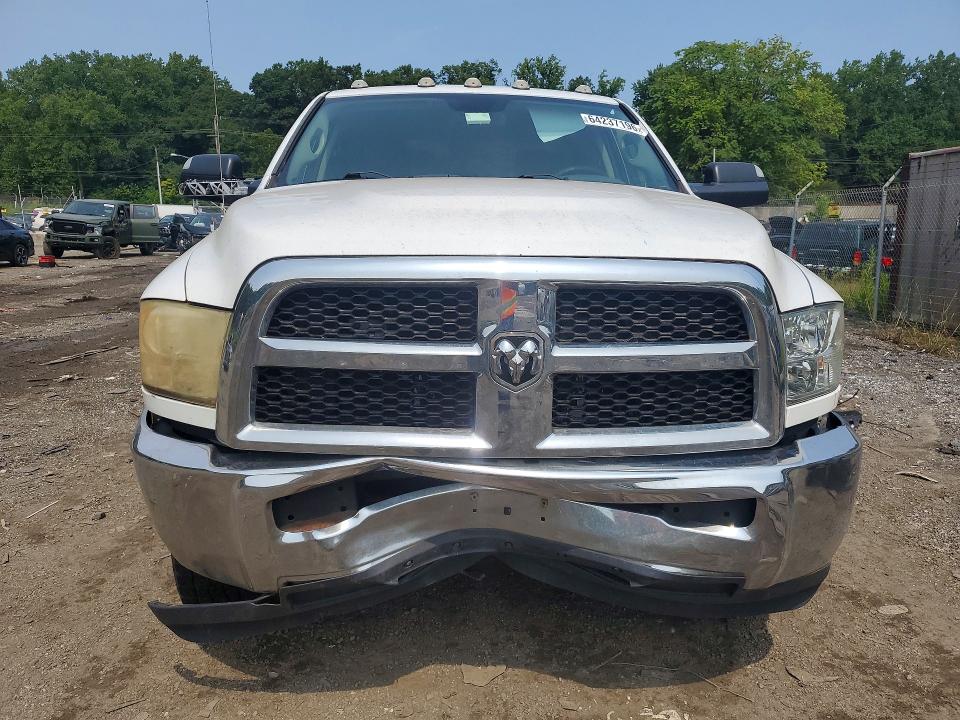 Photo 5 from auction – 2018 RAM 2500 with VIN 3C6UR5HJ4JG118039