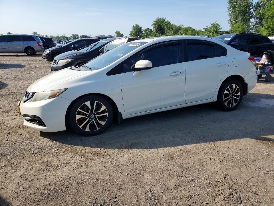 HONDA CIVIC 2015 z numerem VIN 2HGFB2F53FH021482 - Zdjęcie z aukcji