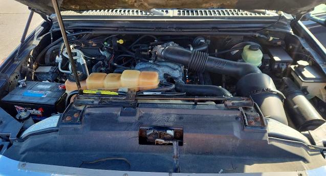 Photo 12 from auction – 2001 FORD EXCURSION with VIN 1FMNU40S61EB38323