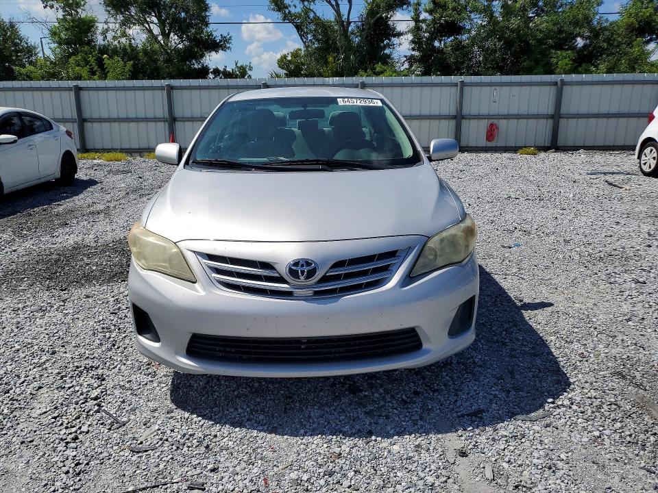 Photo 5 from auction – 2013 TOYOTA COROLLA with VIN 2T1BU4EE7DC997759