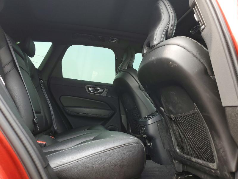 Photo 11 from auction – 2020 VOLVO XC60 with VIN LYVA22RMXLB532055