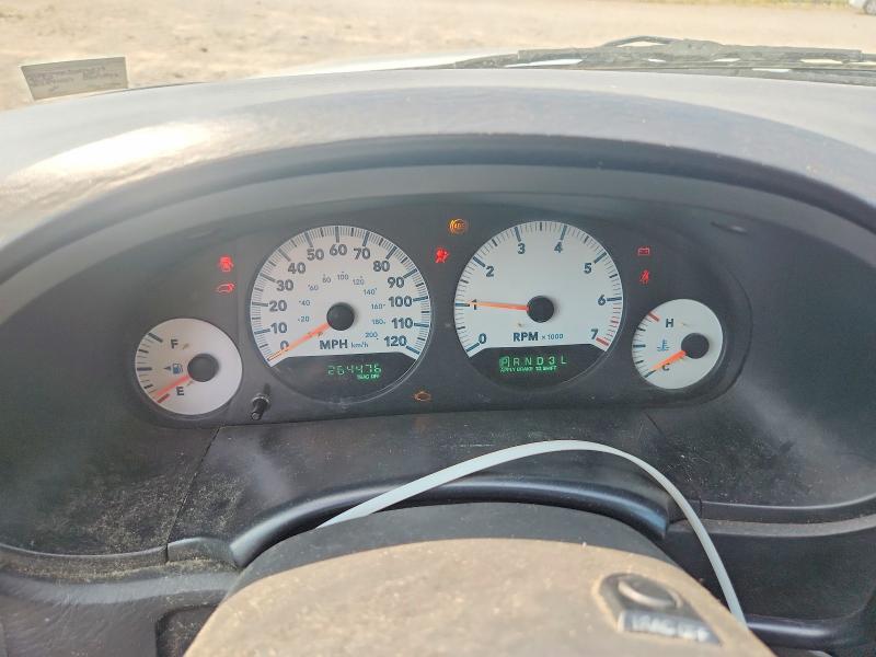 Photo 9 from auction – 2005 DODGE GRAND CARAVAN with VIN 2D4GP44L35R142381