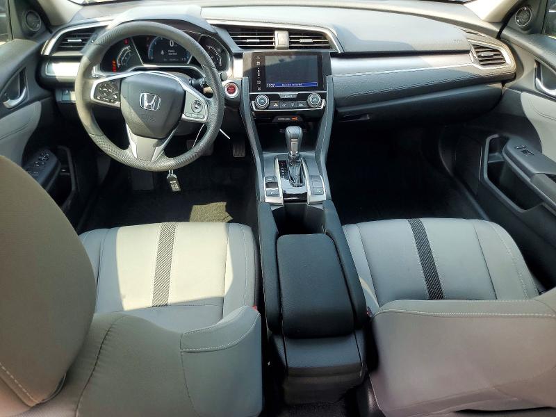 Photo 8 from auction – 2017 HONDA CIVIC with VIN 19XFC2F78HE039066