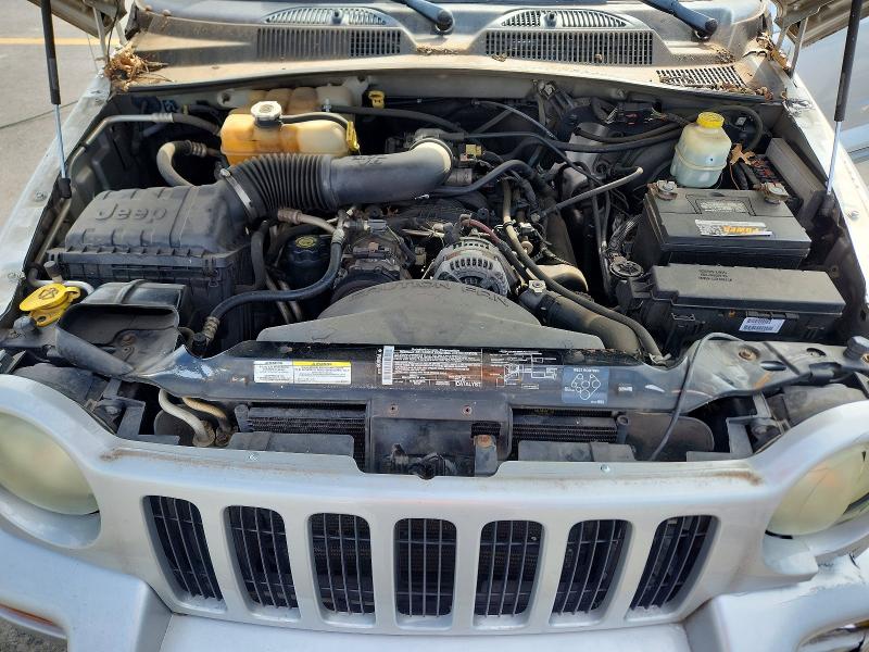 Photo 11 from auction – 2004 JEEP LIBERTY with VIN 1J4GL38K04W190540