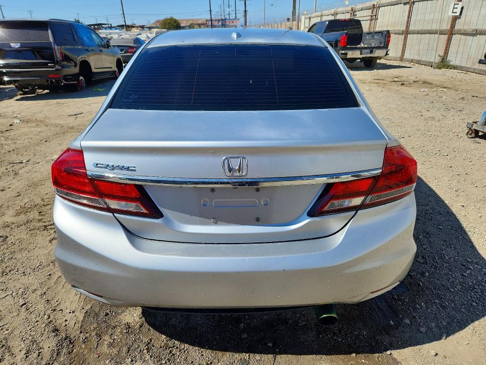 Photo 6 from auction – 2013 HONDA CIVIC with VIN 2HGFB2F93DH539611