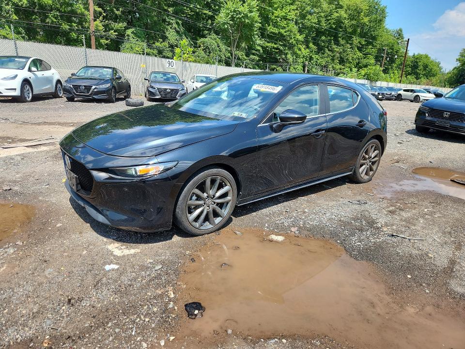 MAZDA 3 2021 with VIN JM1BPBKL7M1313392 - Photo from auction