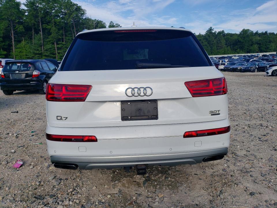Photo 6 from auction – 2017 AUDI Q7 with VIN WA1LAAF74HD006323