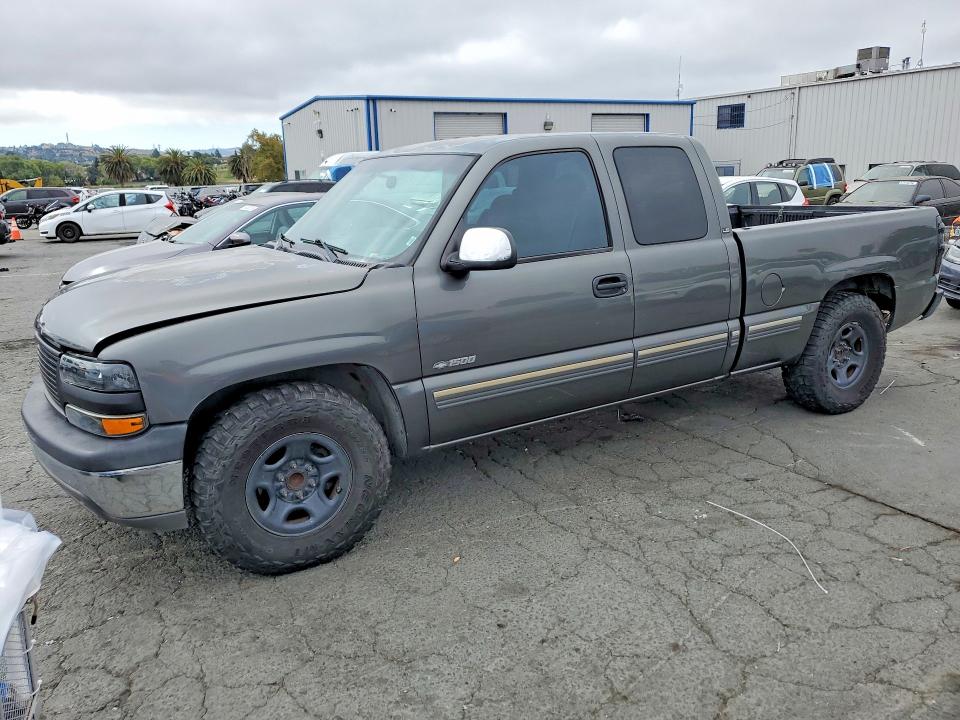 CHEVROLET SILVERADO 2001 with VIN 1GCEC19T41Z177485 - Photo from auction