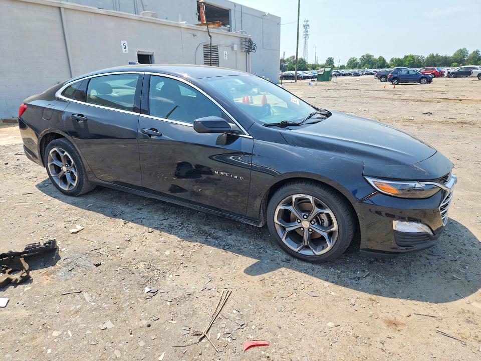 Photo 4 from auction – 2023 CHEVROLET MALIBU with VIN 1G1ZD5ST1PF131941