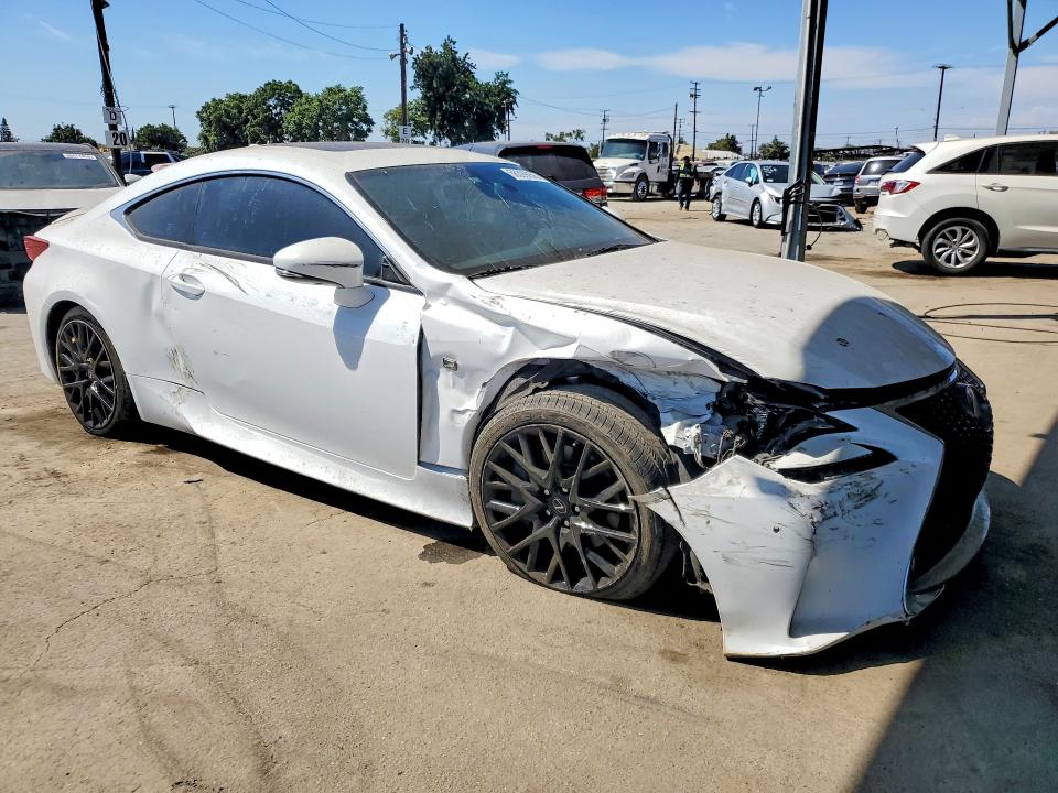 Foto 4 de la subasta – 2015 LEXUS RC con VIN JTHHE5BC3F5001565