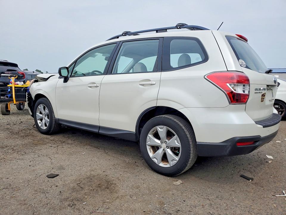 Photo 2 from auction – 2015 SUBARU FORESTER with VIN JF2SJABC2FH516276
