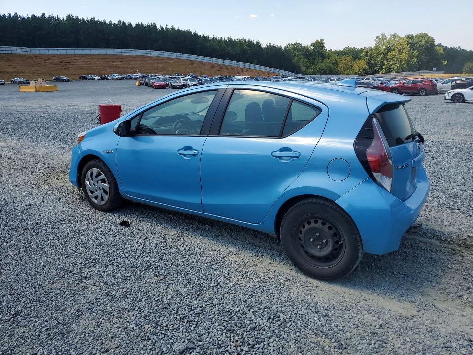 Photo 2 from auction – 2015 TOYOTA PRIUS C with VIN JTDKDTB33F1101204
