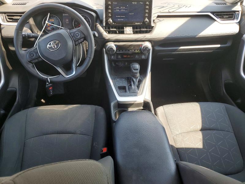 Photo 8 from auction – 2021 TOYOTA RAV4 with VIN 2T3P1RFV6MC148238