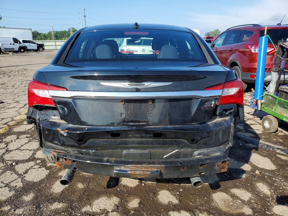 Photo 6 from auction – 2012 CHRYSLER 200 with VIN 1C3CCBBG8CN257655